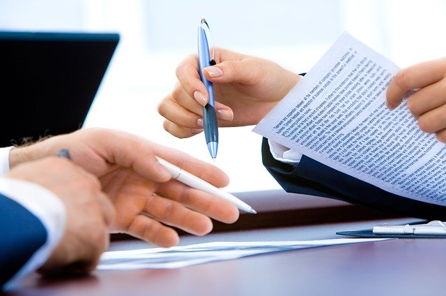 podepisování pracovní smlouvy, provádění dohody
